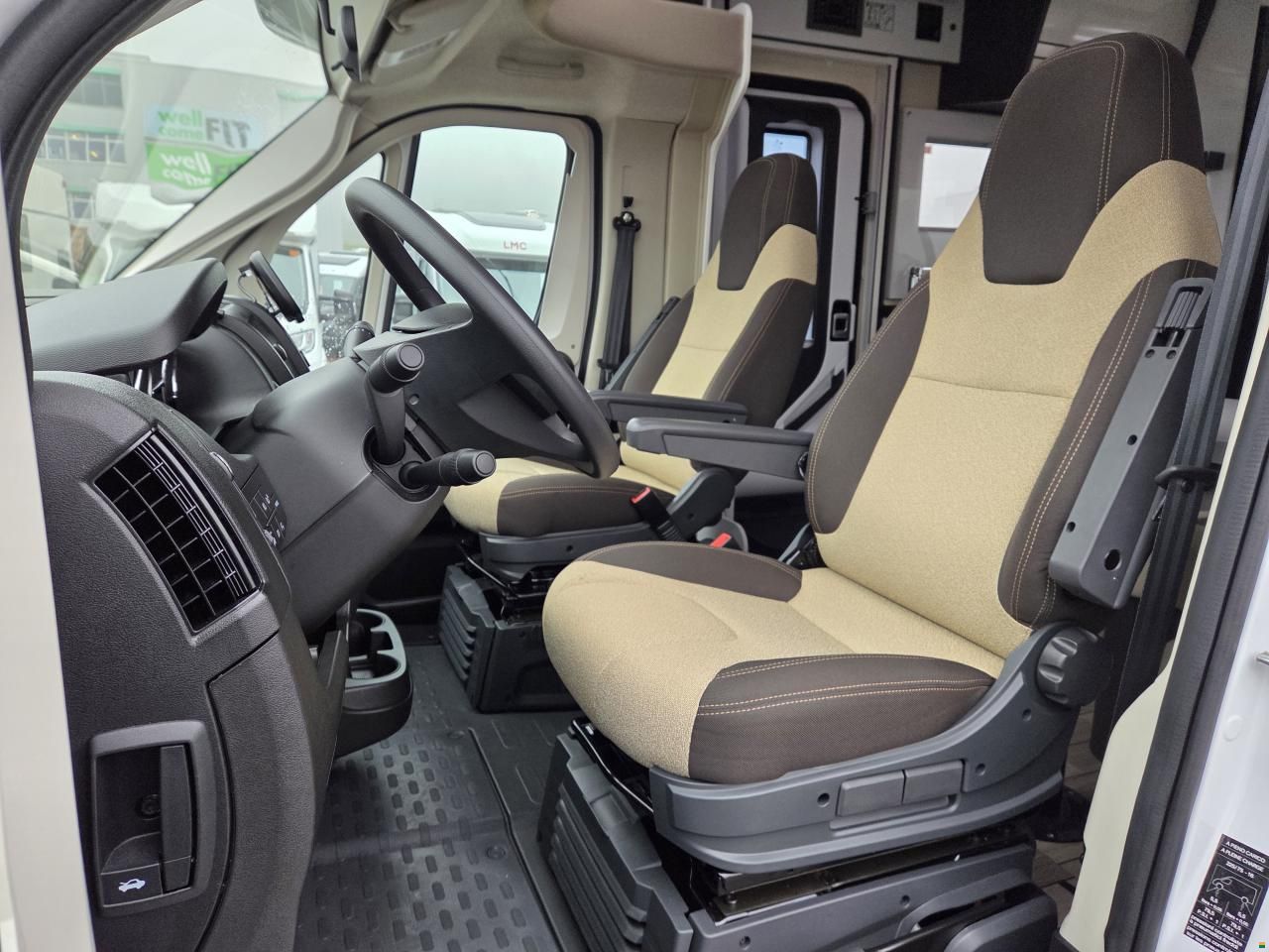 Forster-Reisemobile T 669 EB