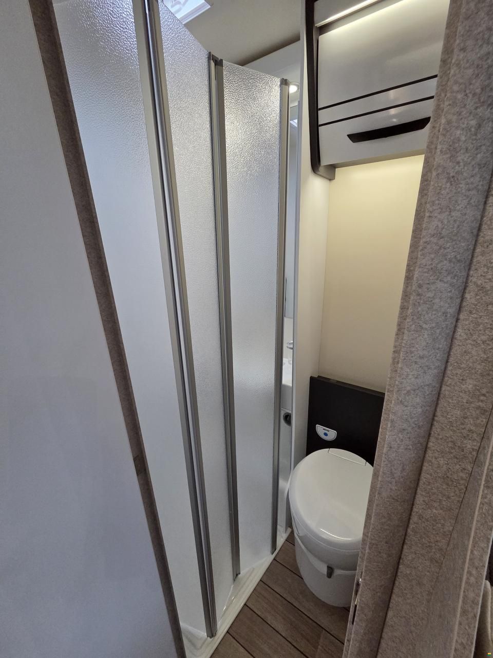 Forster-Reisemobile T 669 EB