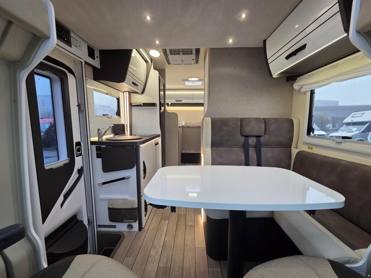 Forster-Reisemobile T 669 EB