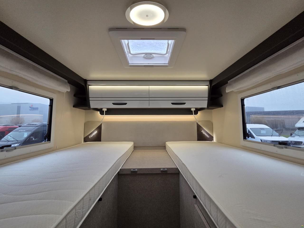 Forster-Reisemobile T 669 EB