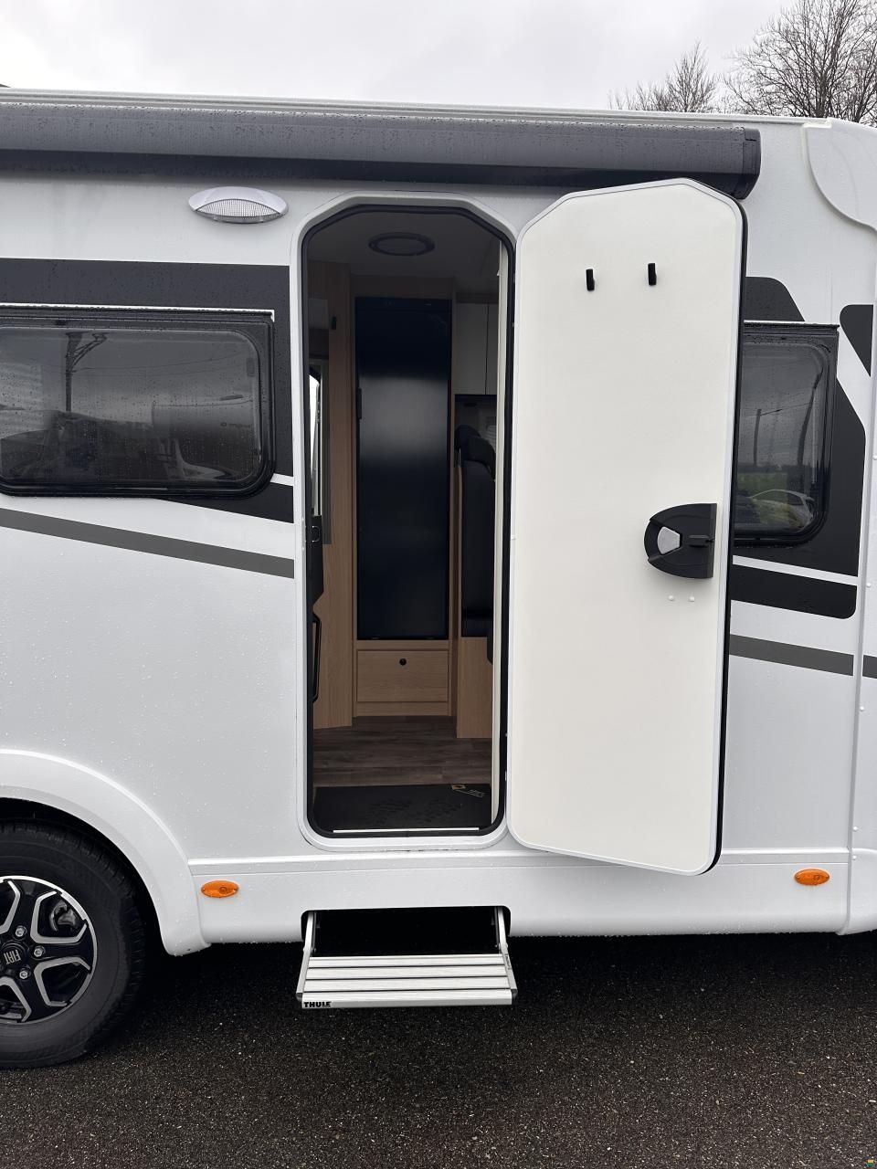 Sunlight V67S Adventure Edition