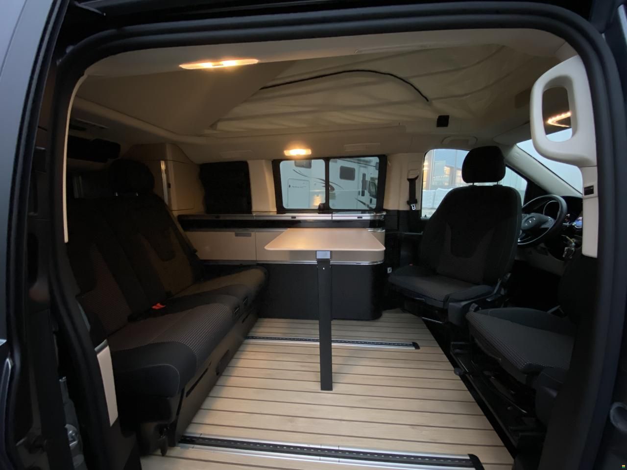 Mercedes Benz Marco Polo