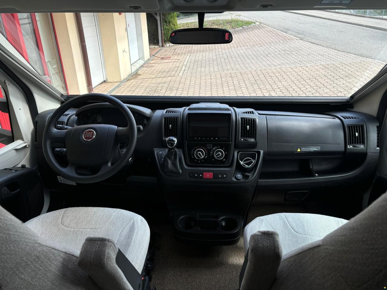 Pilote Essentiel P726