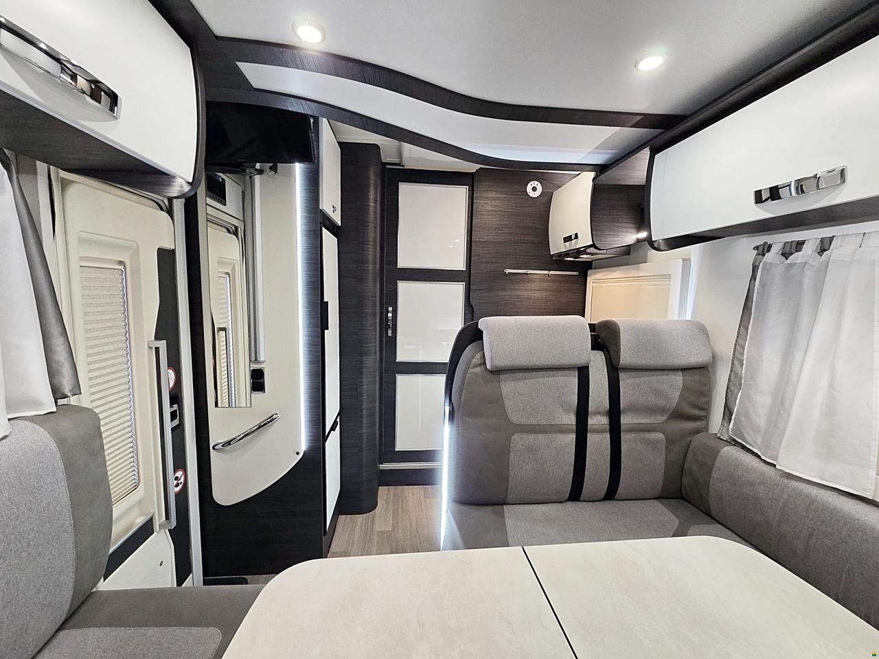 Benimar MILEO 296 DESIGN 2.3 MJ 160