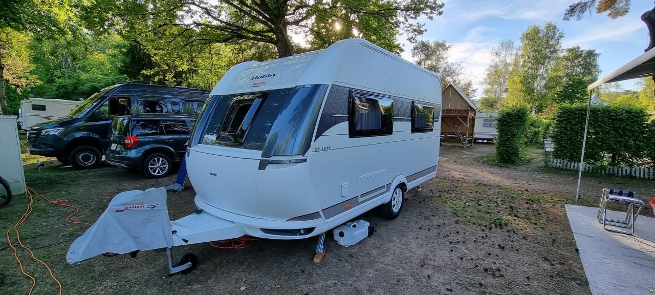Hobby De Luxe 400 Sfe