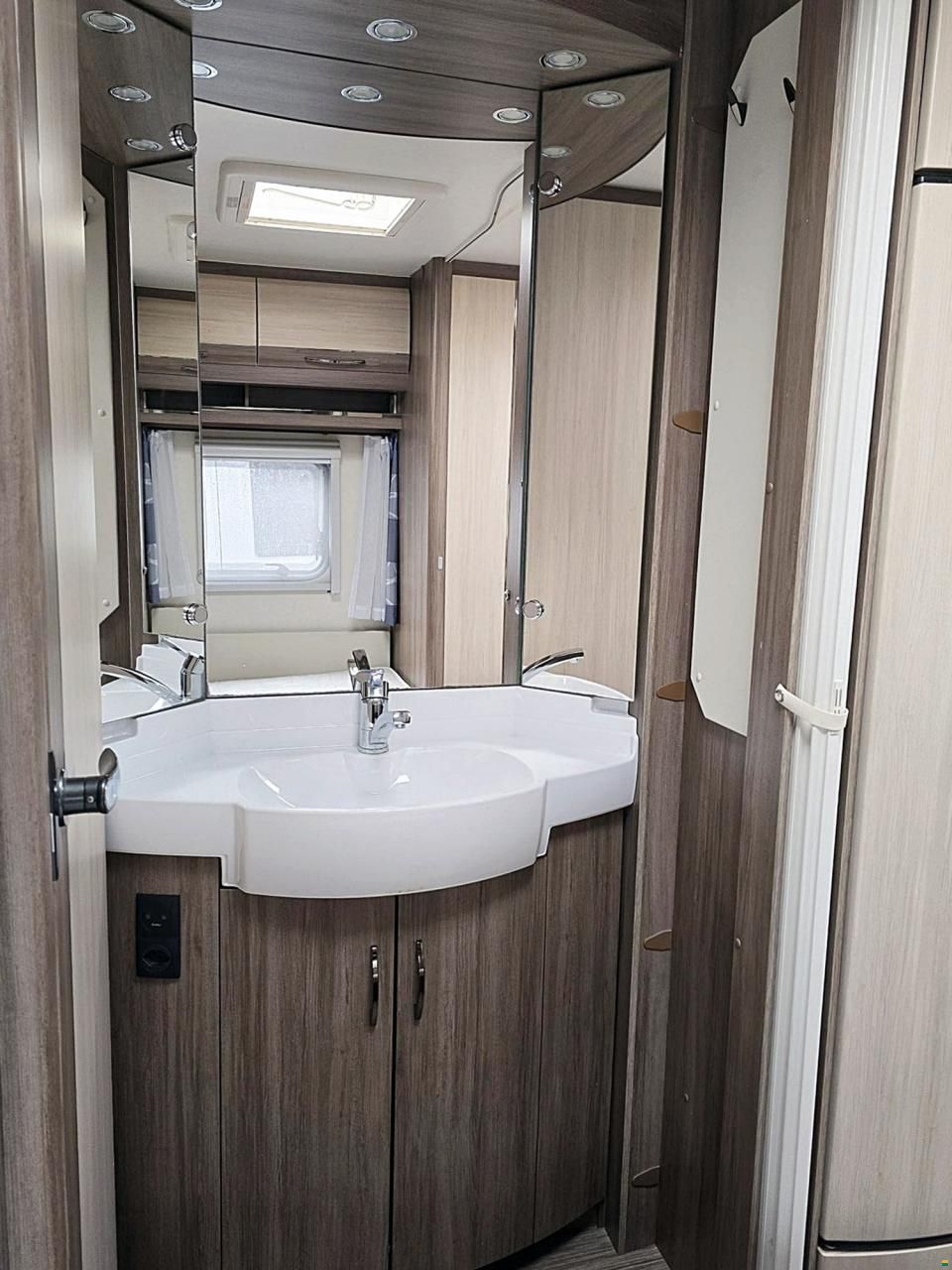 Hobby 540 KMFE DE LUXE