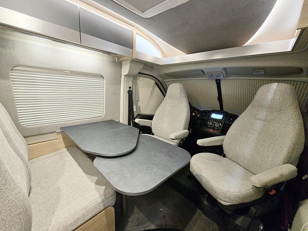 P&ouml;ssl 30 TRENTA 640 2.3 MAXI 140 MJ