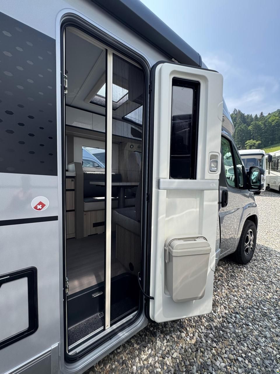 Adria Compact DL 60 Y Selection