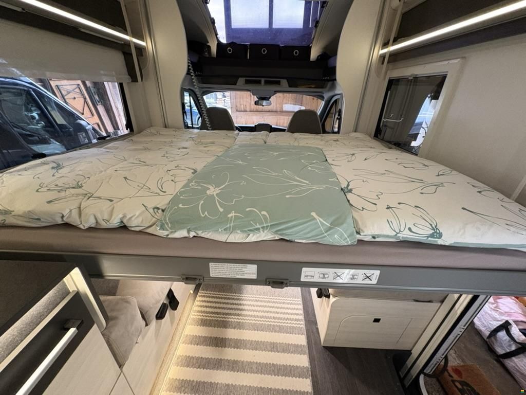 Challenger 380 Graphite Premium Ford