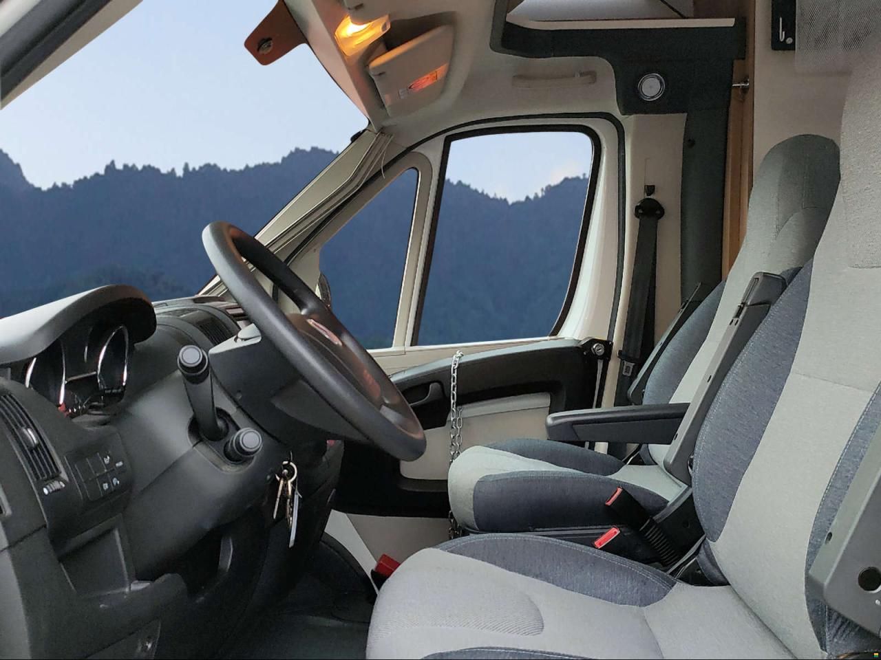 Adria Sunliving A60 SP