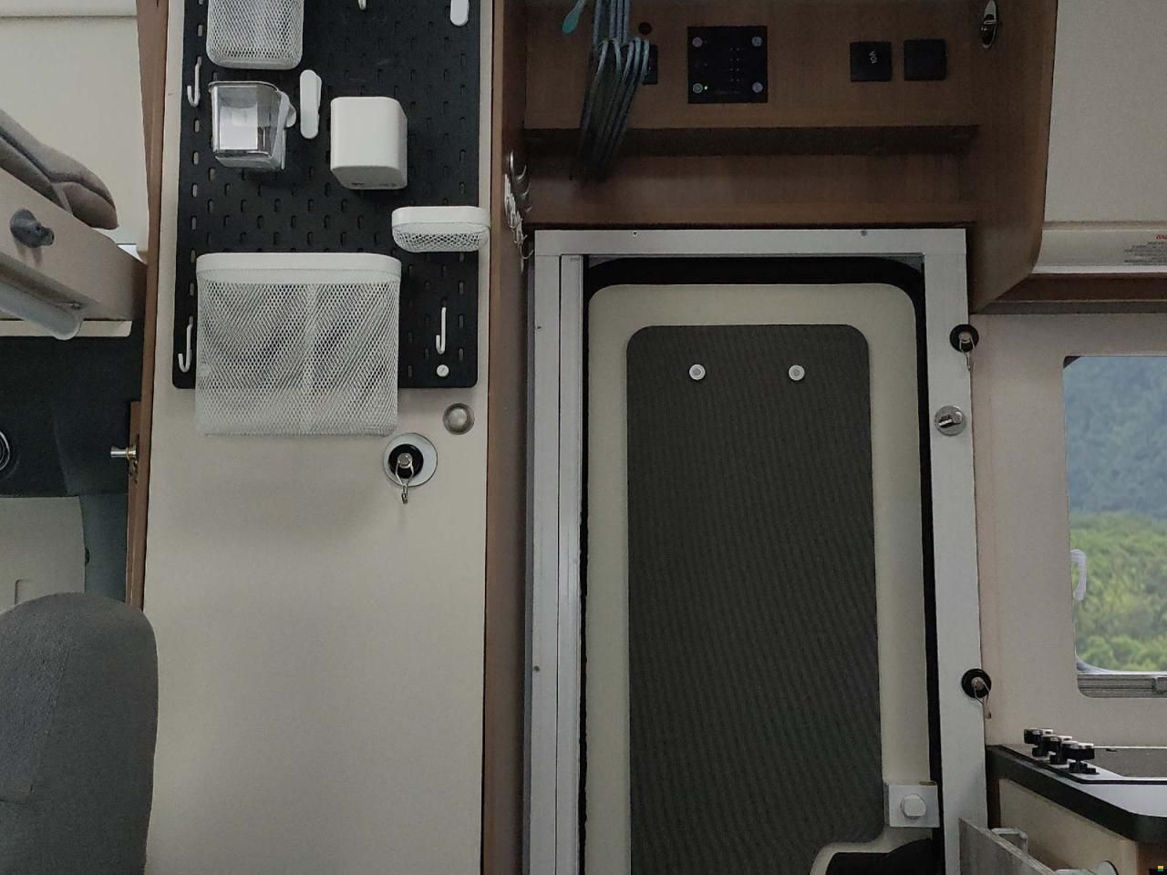 Adria Sunliving A60 SP