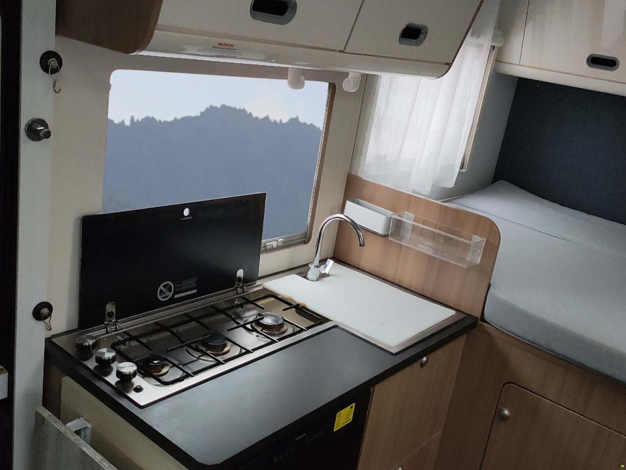 Adria Sunliving A60 SP