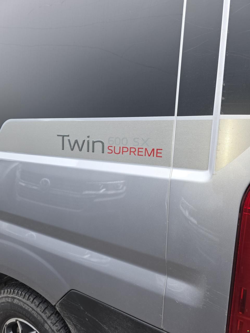 Adria Twin suprême 600SX