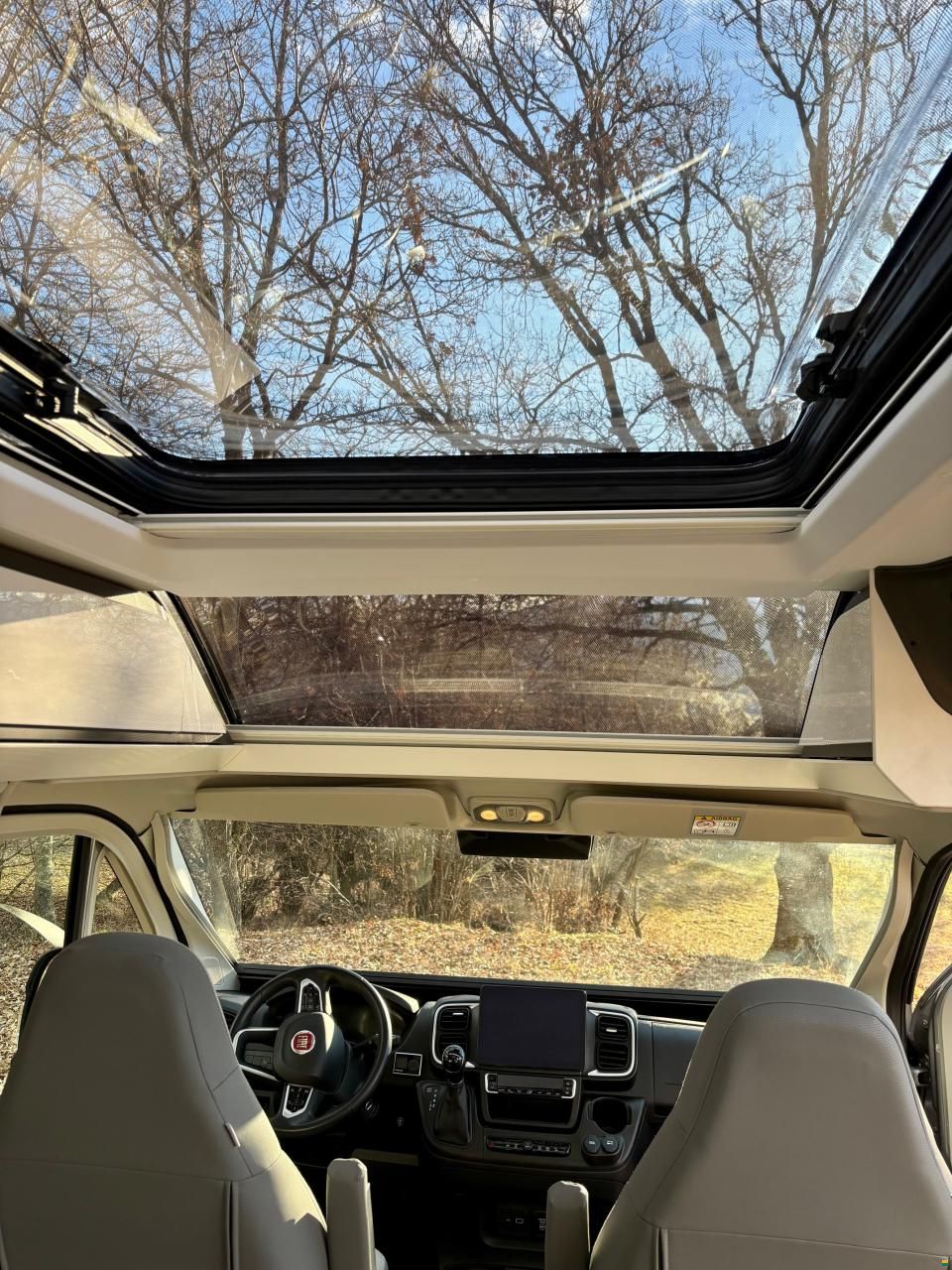 Adria Twin supr&ecirc;me 600SX