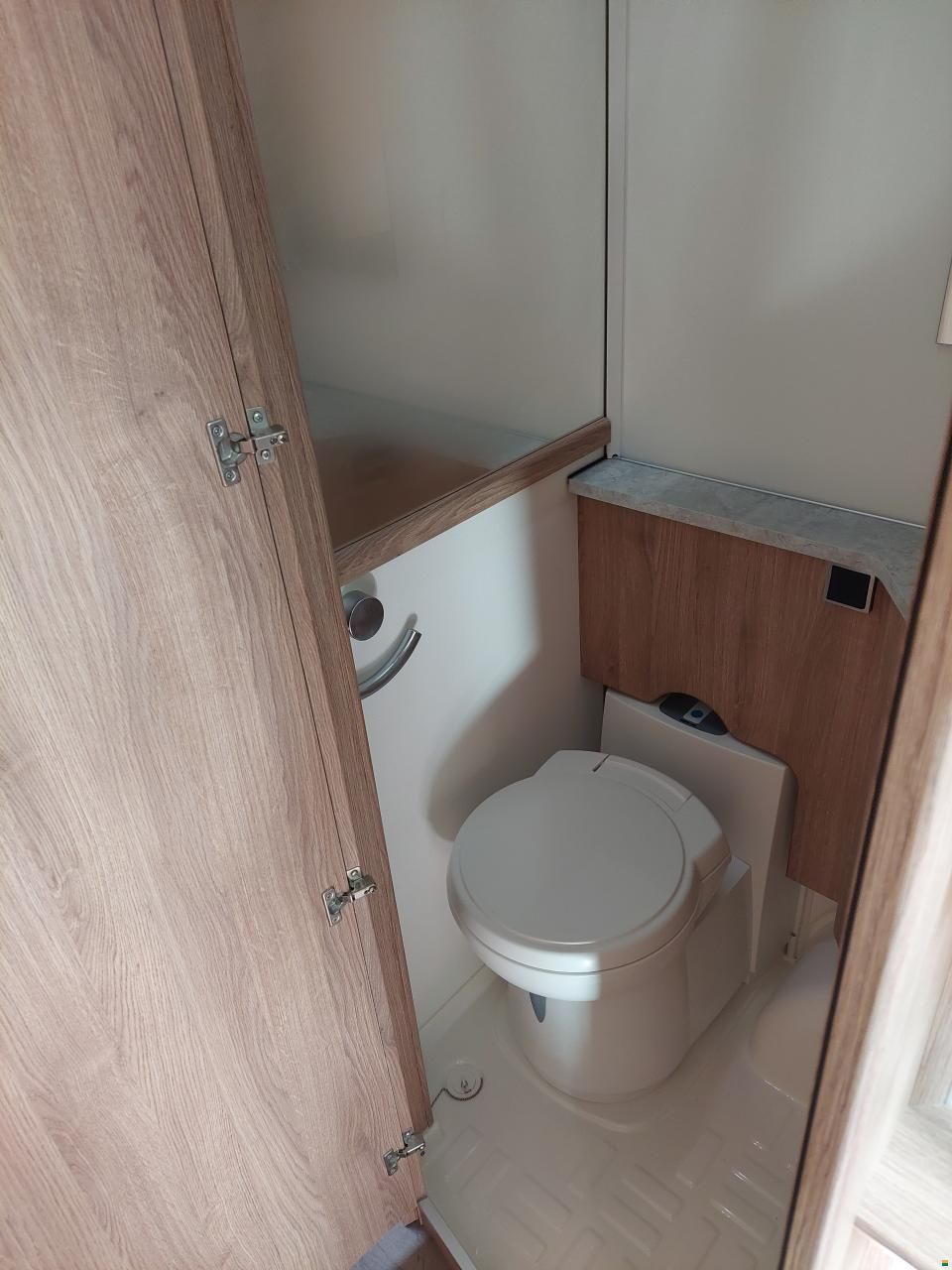 Kabe Ametist 560 GLE