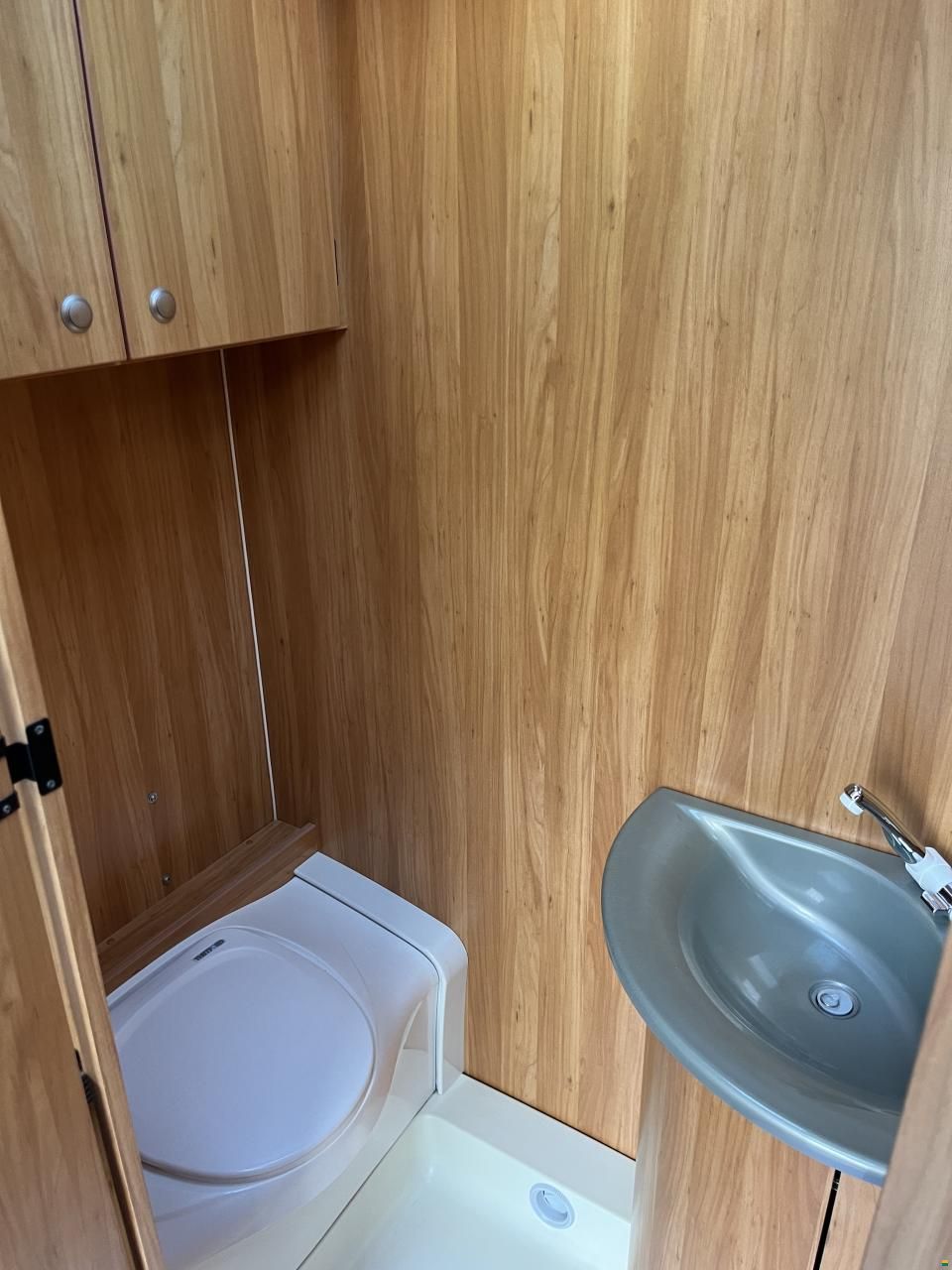 Bürstner Premio 400 TS mit Mover,Markise