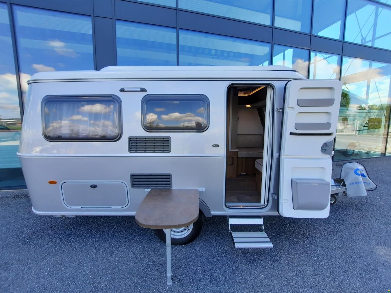 Eriba Touring 430