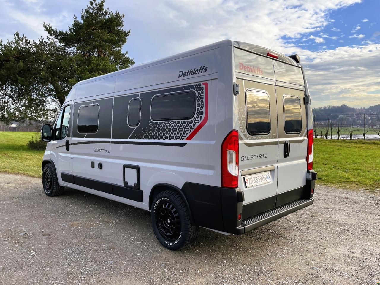Dethleffs Globetrail 600 DS "Offroad"