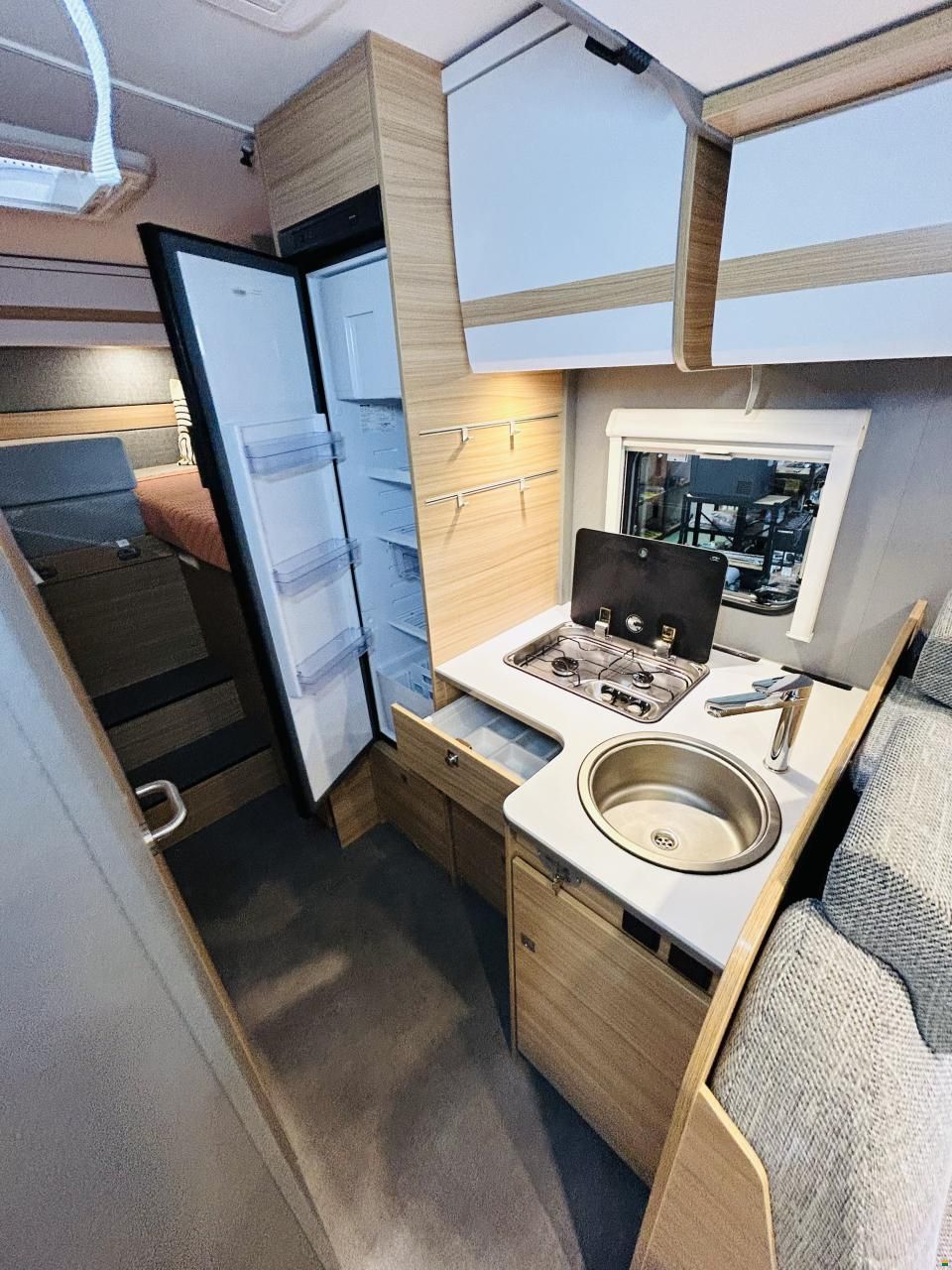 Dethleffs Just T 6812 EB