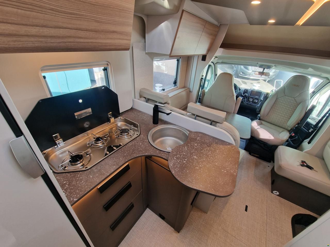 B&uuml;rstner Lyseo TD 690 B66