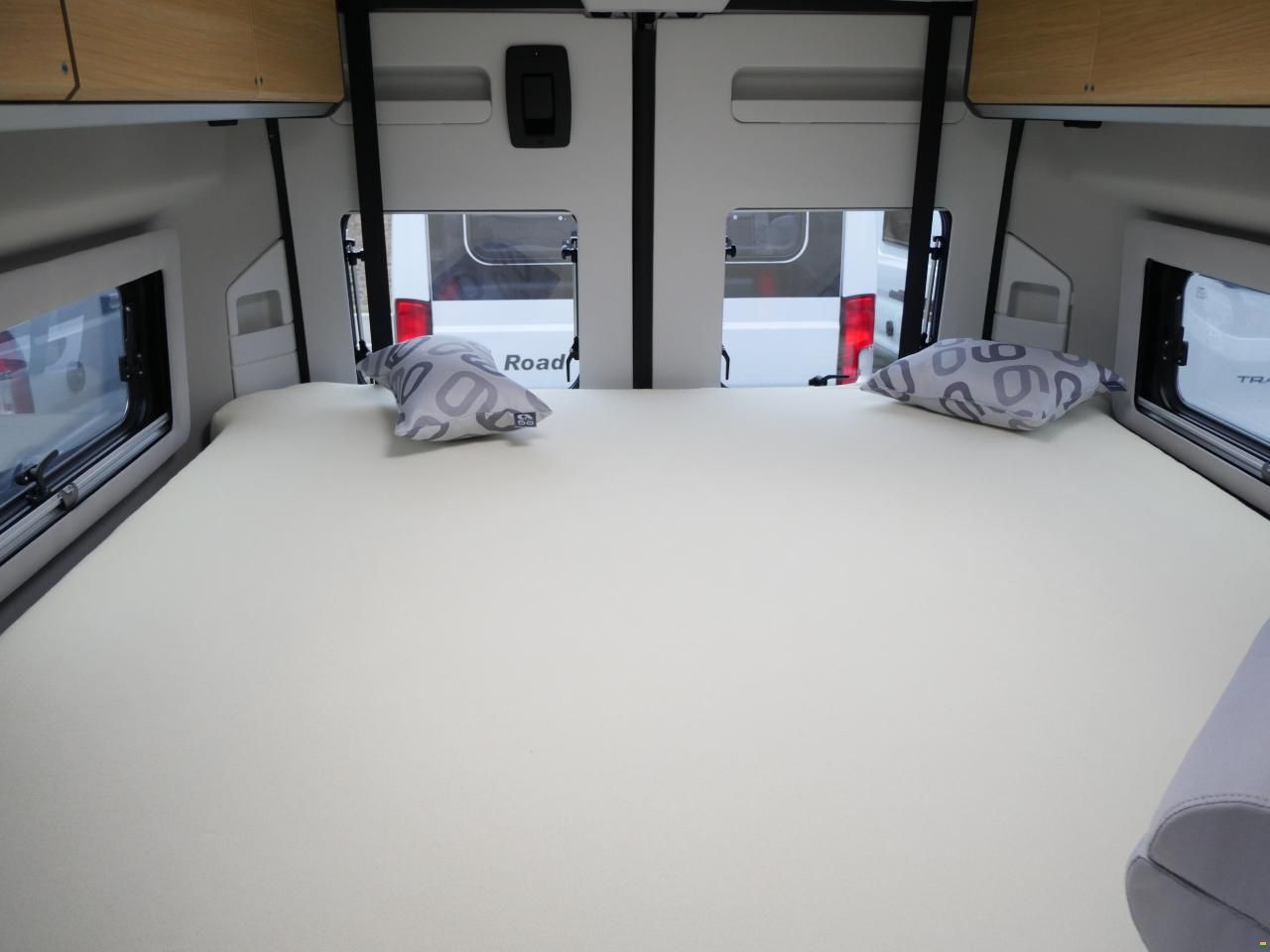 Adria Twin 640 SGX 60 Y