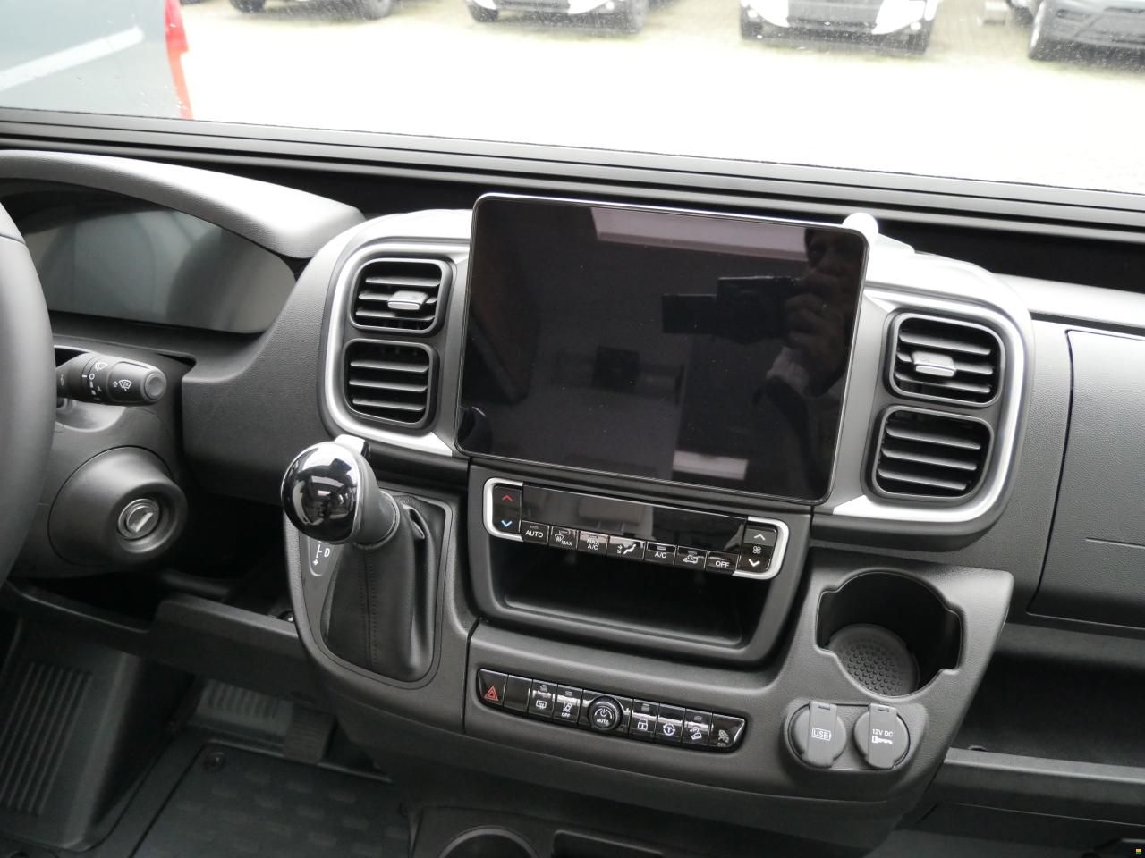 Adria Twin 640 SGX 60 Y