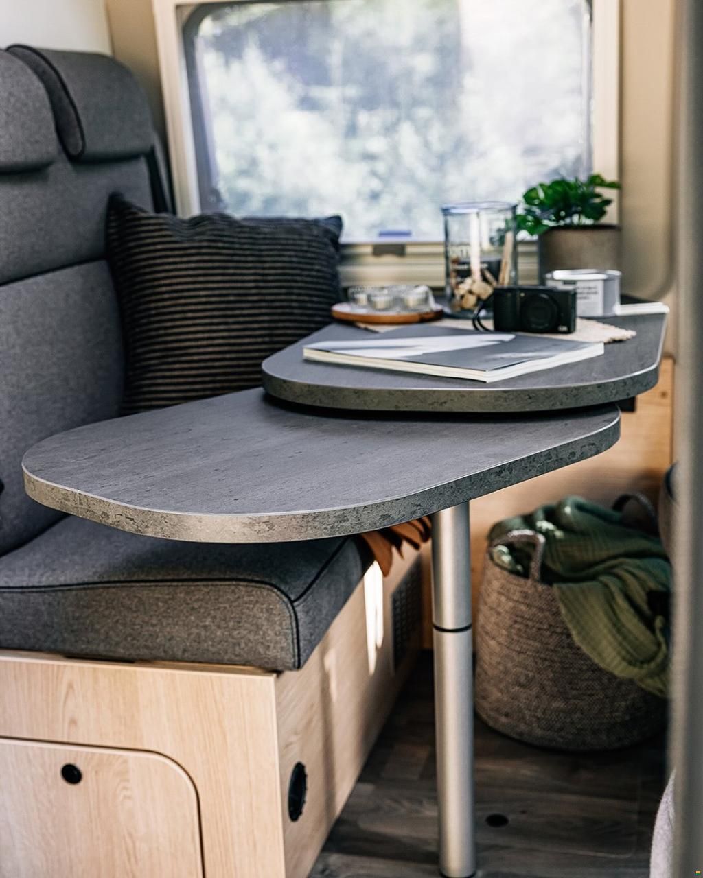 Sunlight Cliff Entry 600