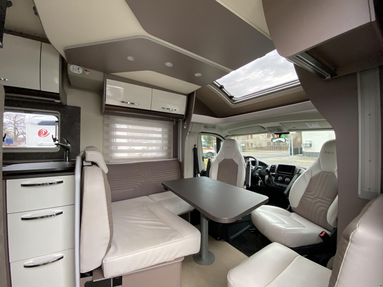 B&uuml;rstner Harmony TD 690G