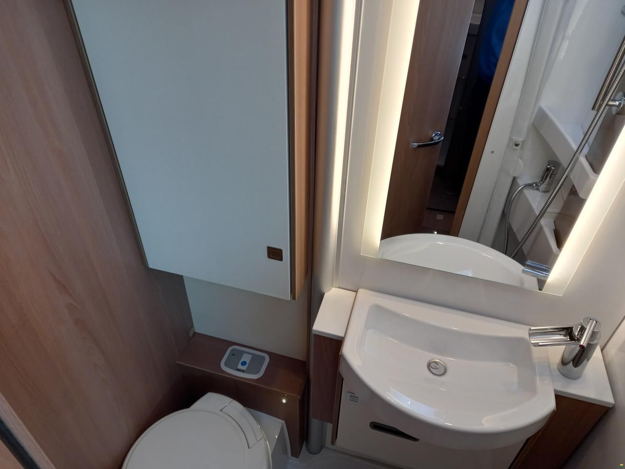 B&uuml;rstner Lyseo TD 690 Harmonyline