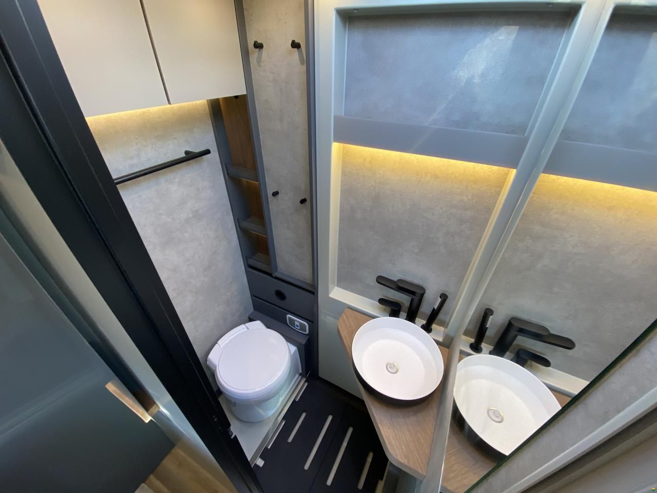 Niesmann-Bischoff ismove 6.9E