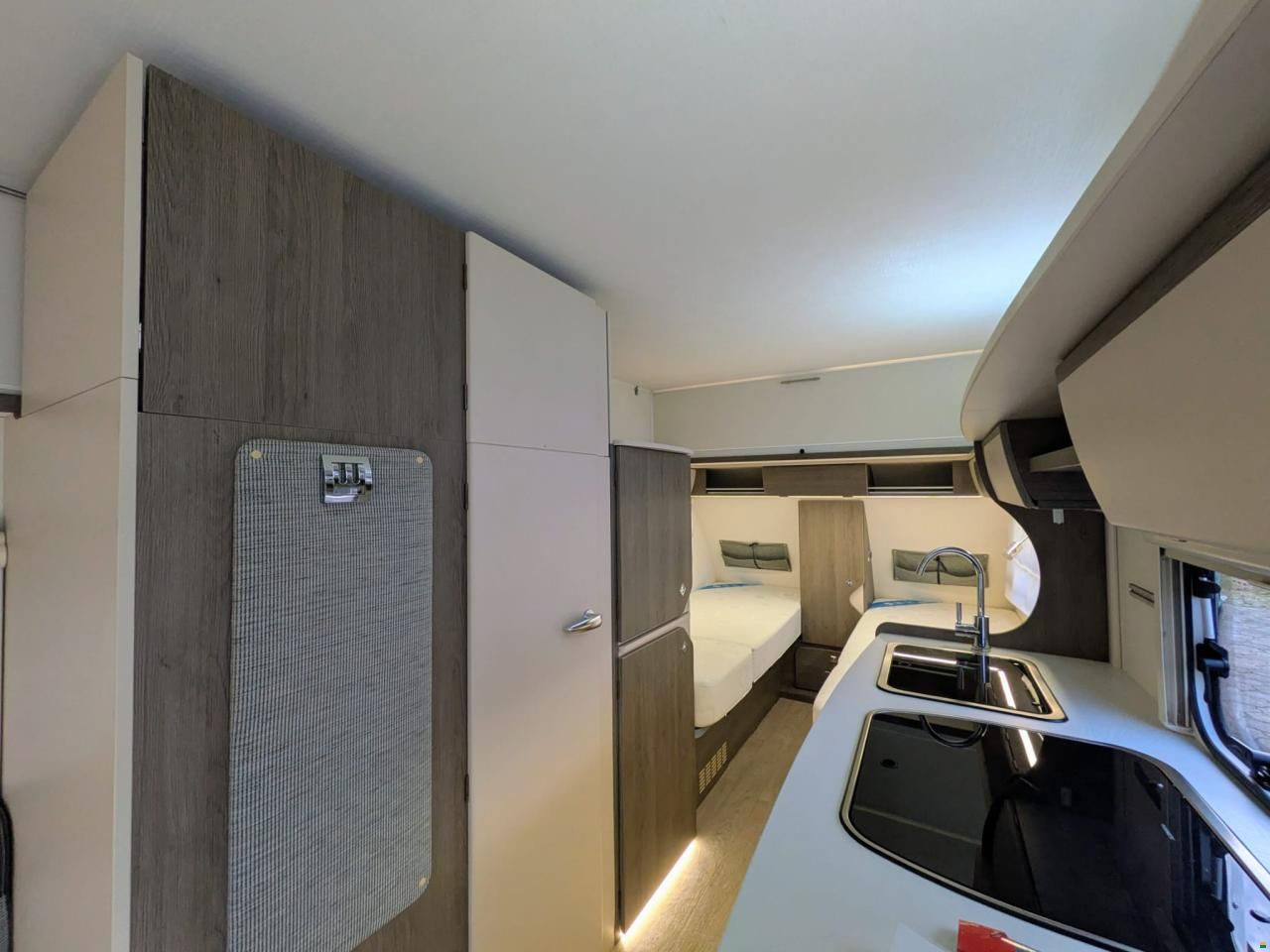 Silver Evasion 430 LJ