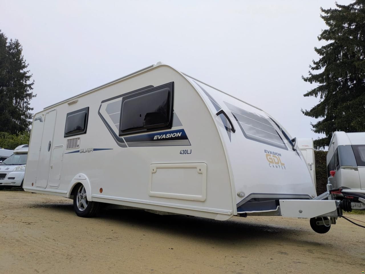 Silver Evasion 430 LJ