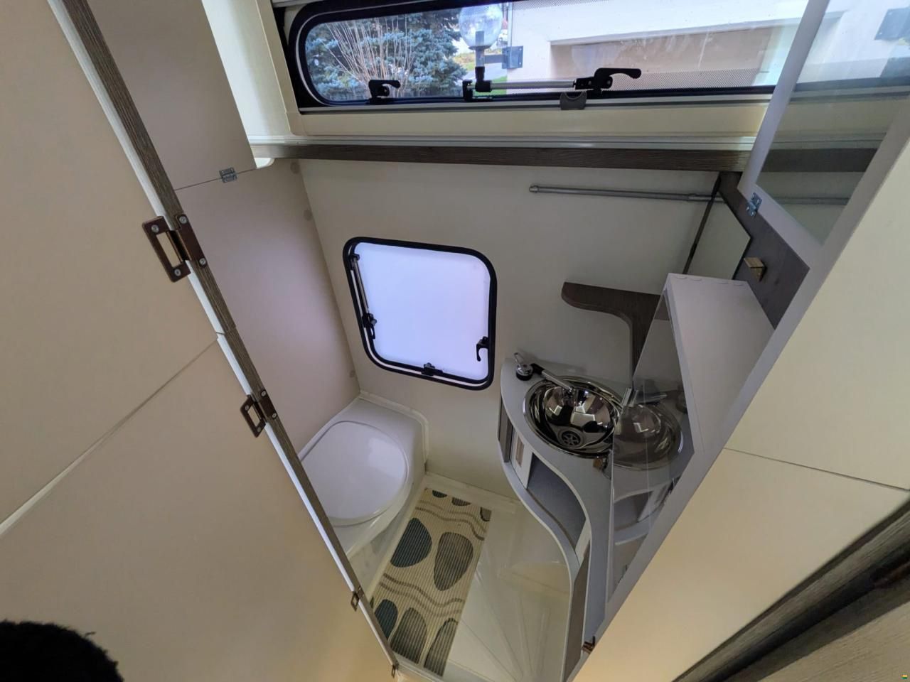 Silver Evasion 430 LJ