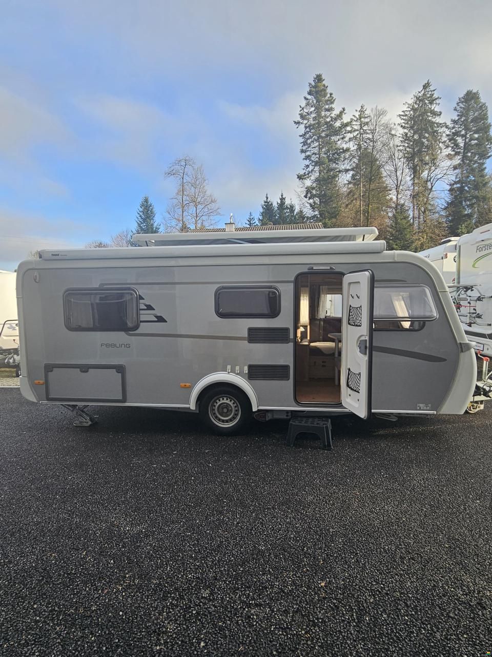 Eriba Hymer Feeling 442 mit Einzelbett!