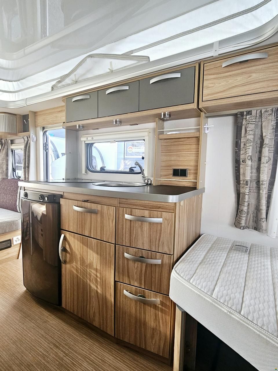 Eriba Hymer Feeling 442 mit Einzelbett!