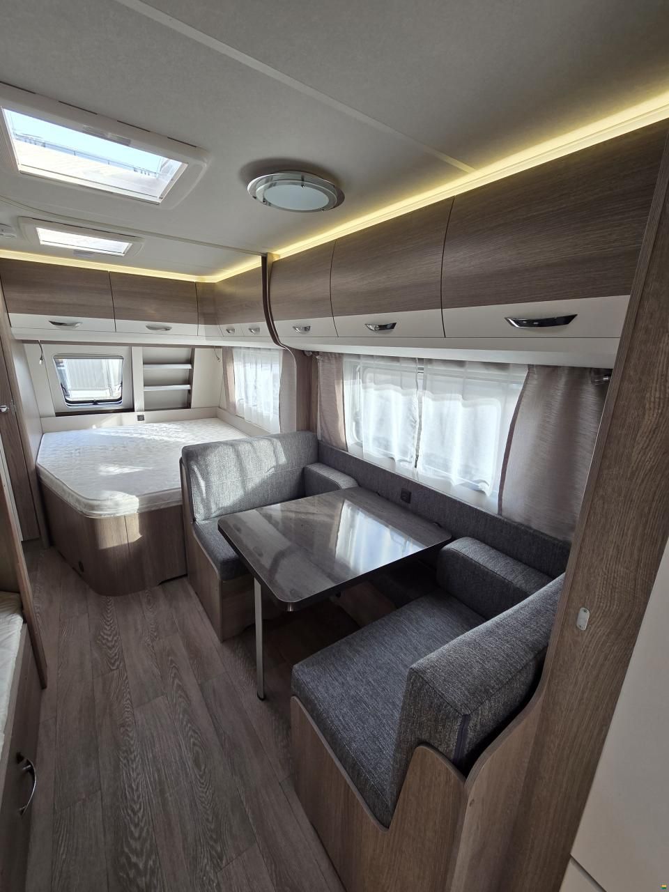 Hobby 720 UKFe Prestige