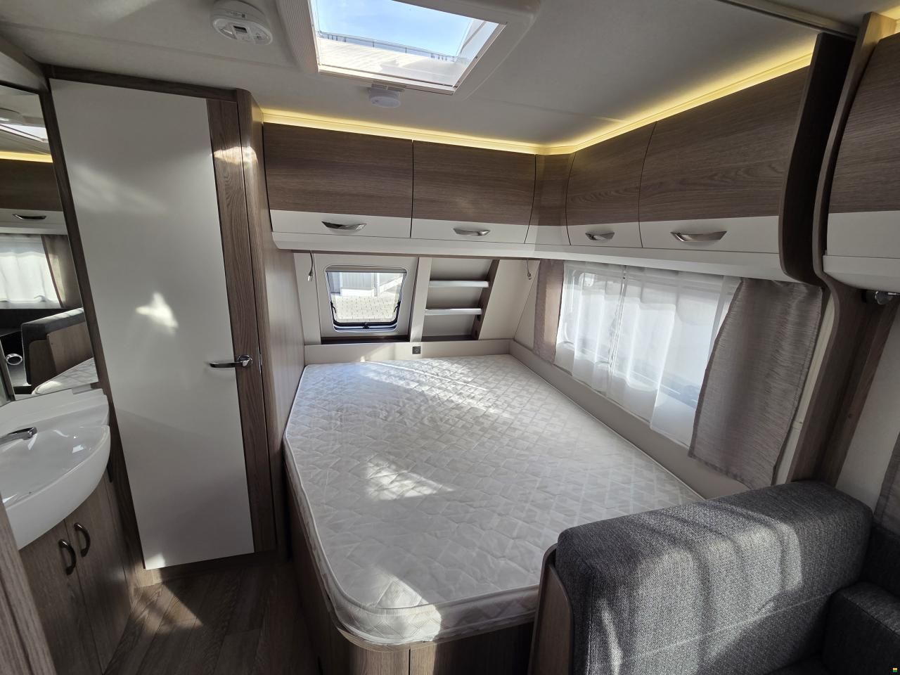 Hobby 720 UKFe Prestige