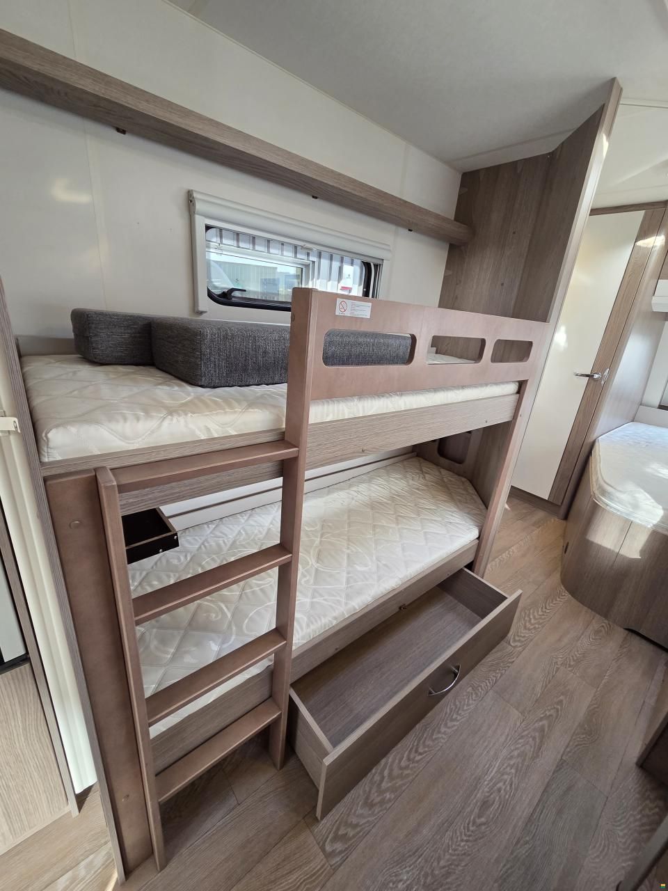 Hobby 720 UKFe Prestige