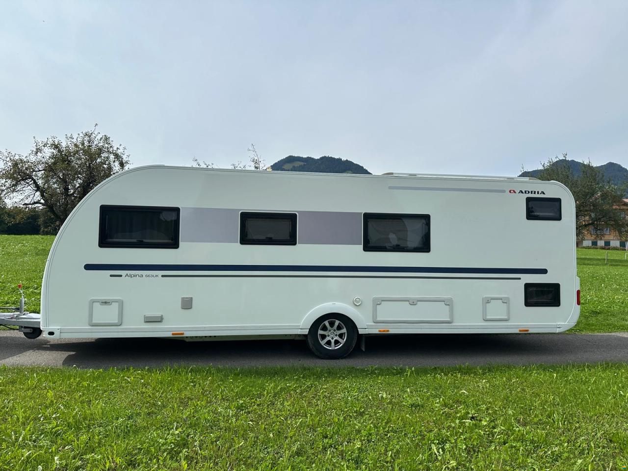 Adria Alpina 663 UK