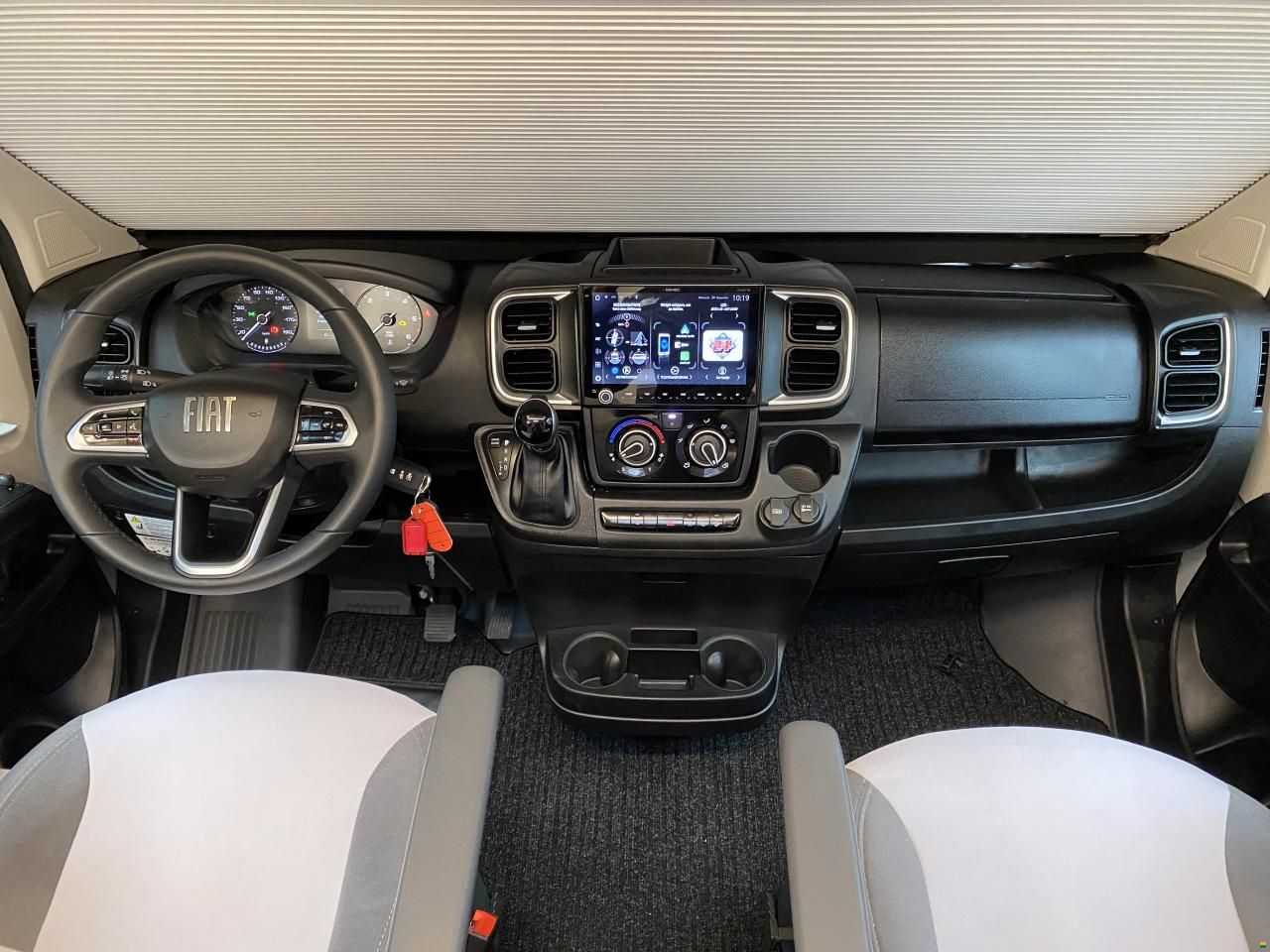 Roller Team Livingstone 2 Sport, Fiat 140PS Automat