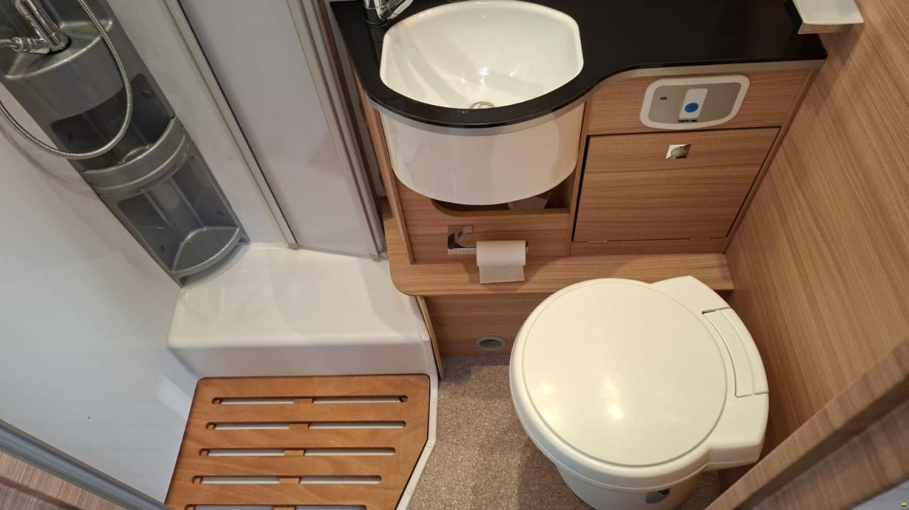 Dethleffs Globebus I006