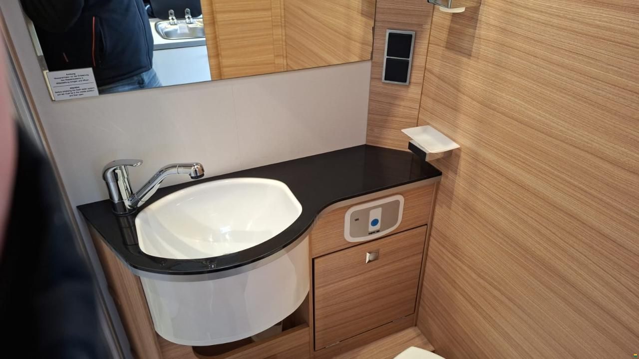 Dethleffs Globebus I006