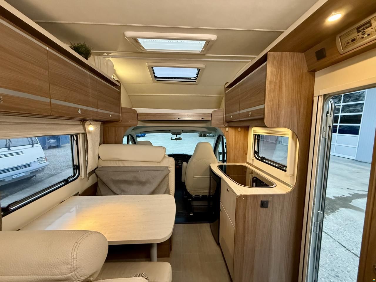 B&uuml;rstner Argos A650 - CompactFamily Edition