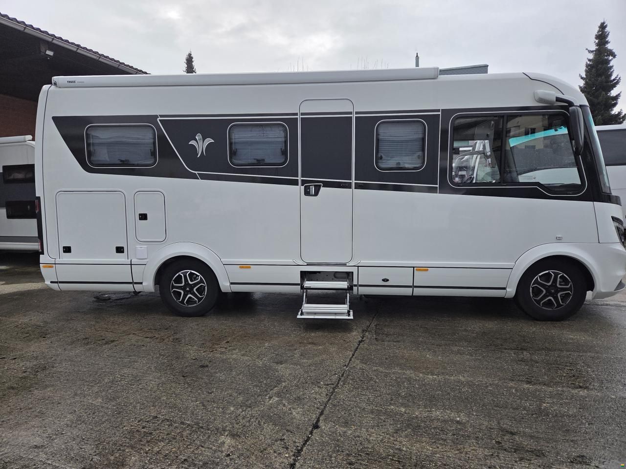 Niesmann-Bischoff iSmove 6.9  E