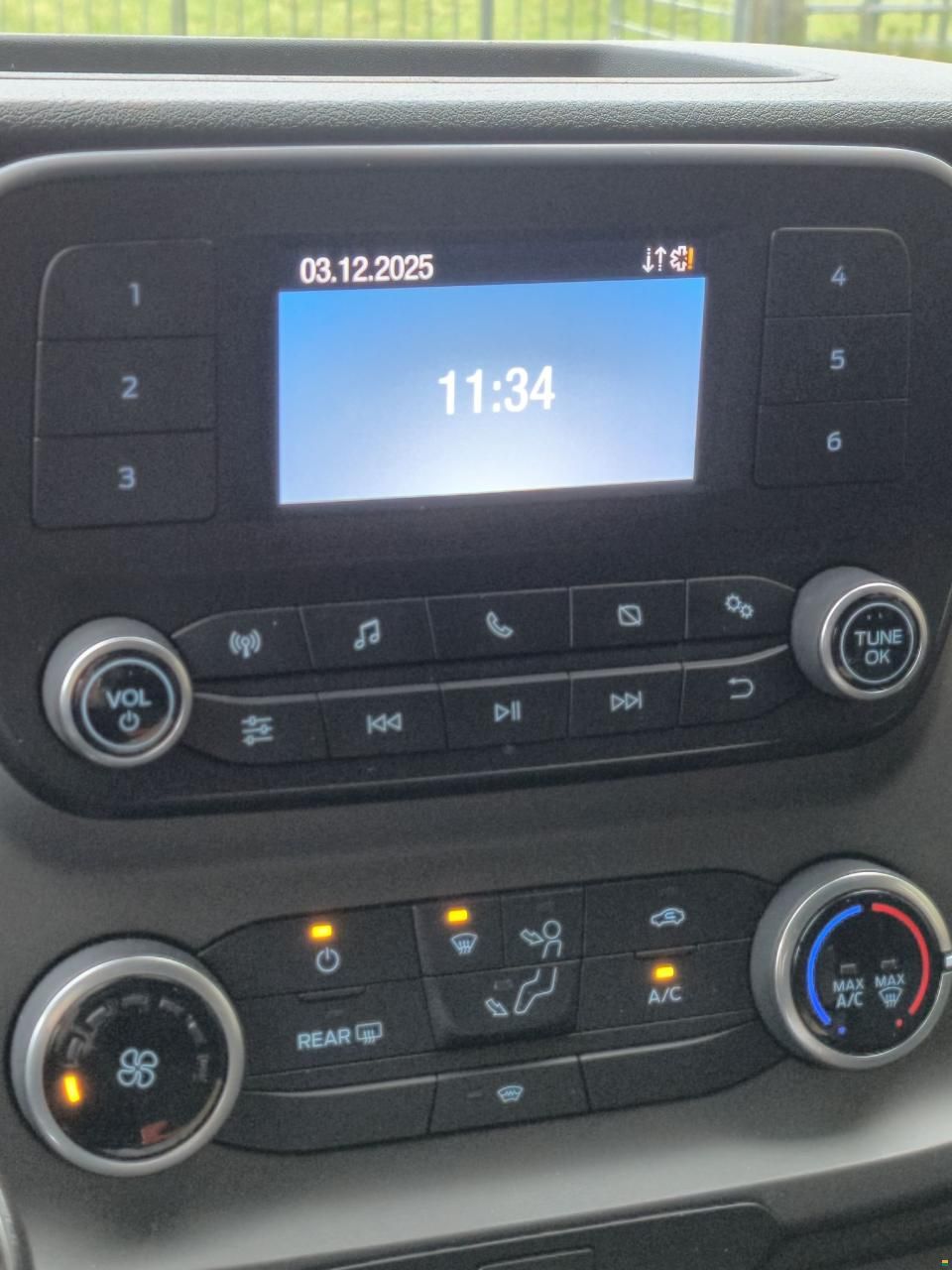 Ford Transit C Van 300 L2 2.0 TDC