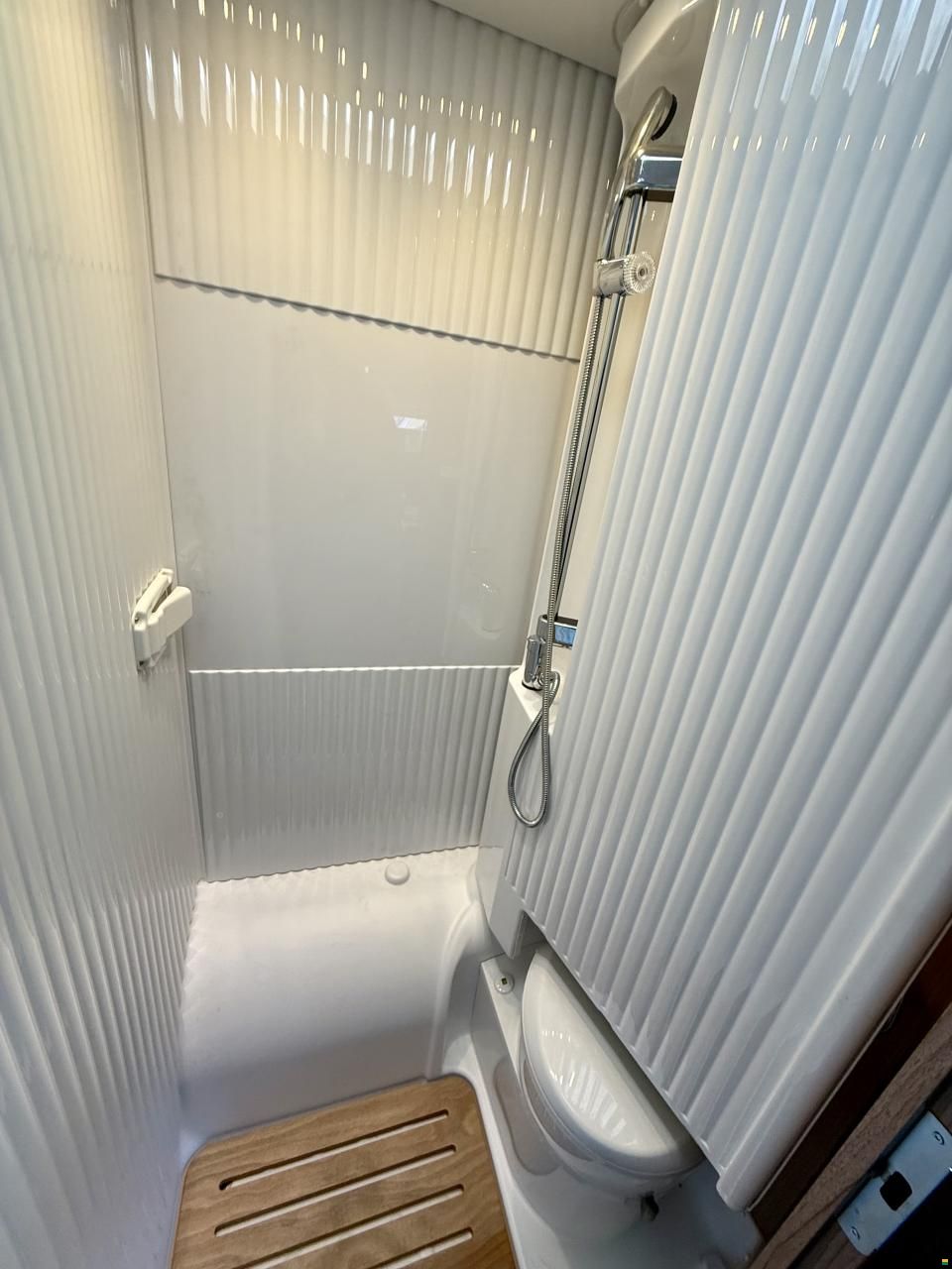 Carado Capron V337 -L&auml;ngsbetten -Automatik