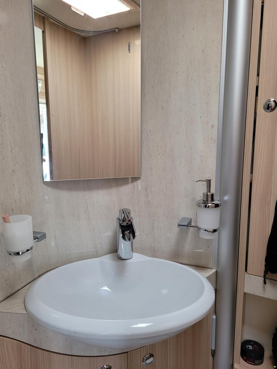 B&uuml;rstner Travel Van T 620 G