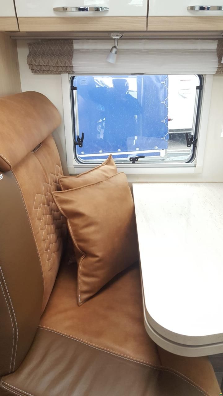 B&uuml;rstner Travel Van T 620 G