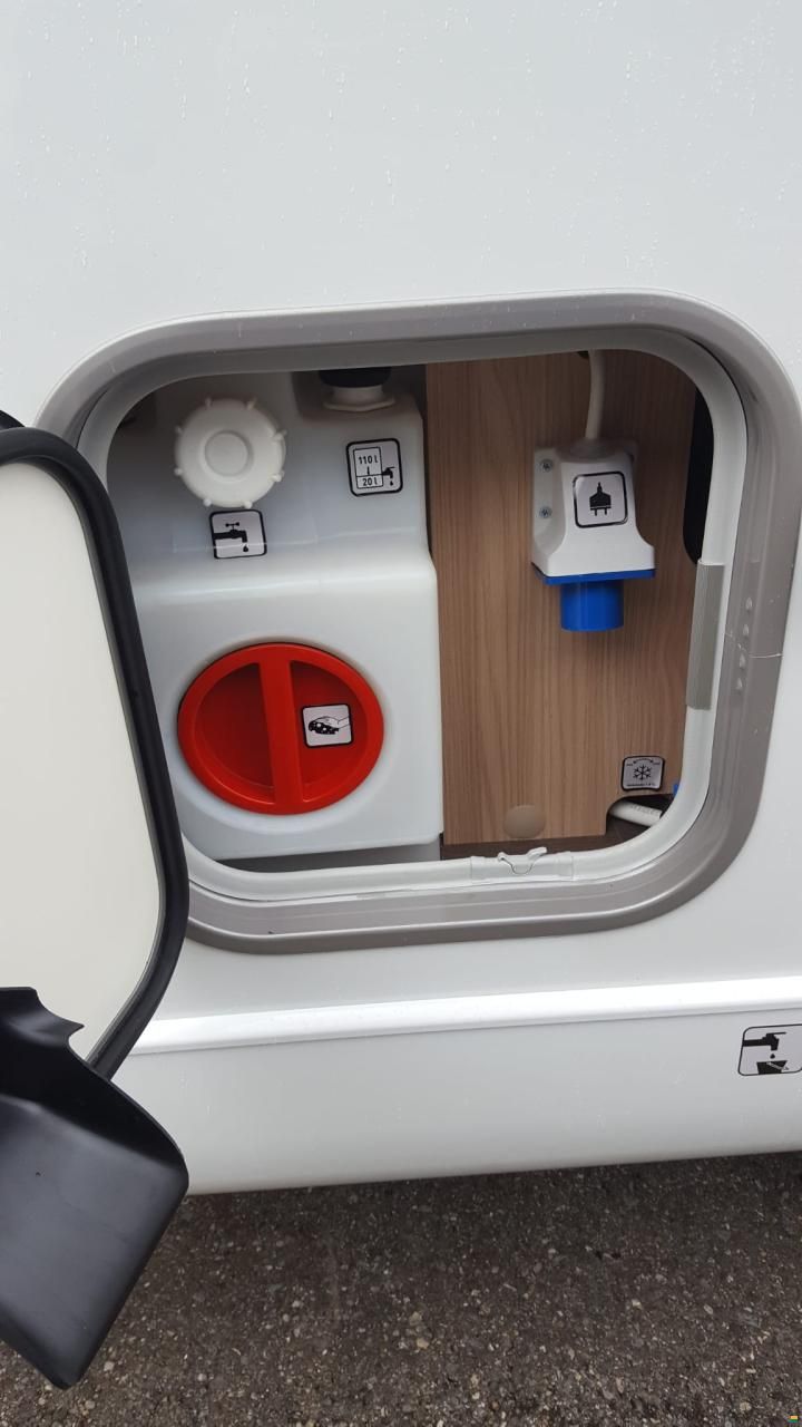 B&uuml;rstner Travel Van T 620 G