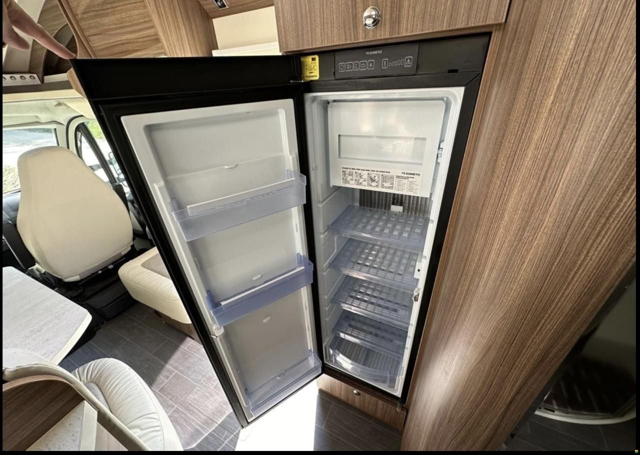 Eura Mobil Profila T 720 EB